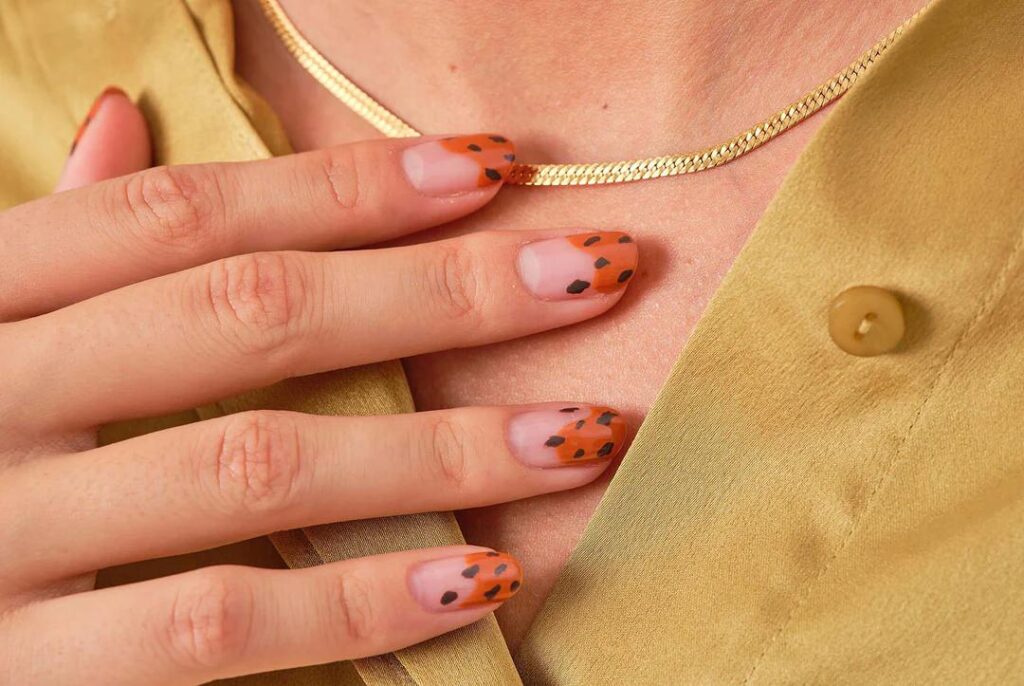 nail salon Kingsway Rd